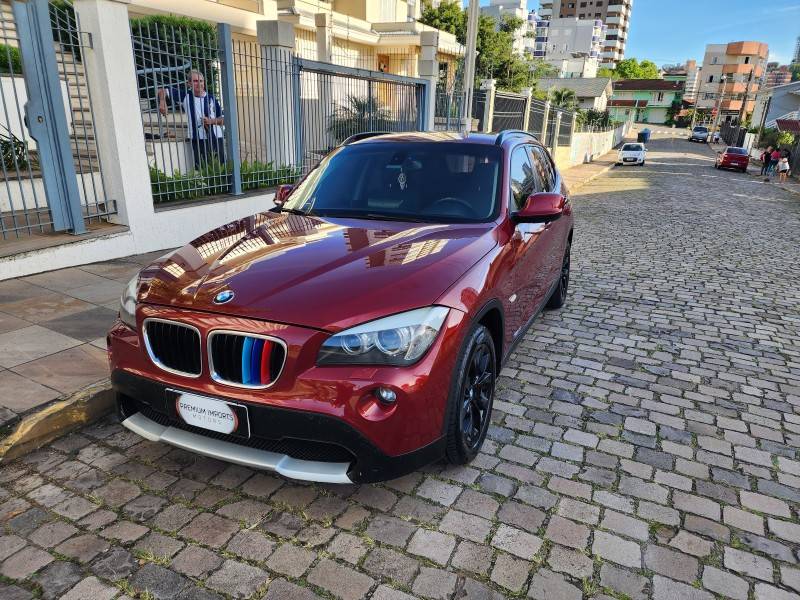 BMW - X1 - 2011/2011 - Vermelha - R$ 61.900,00